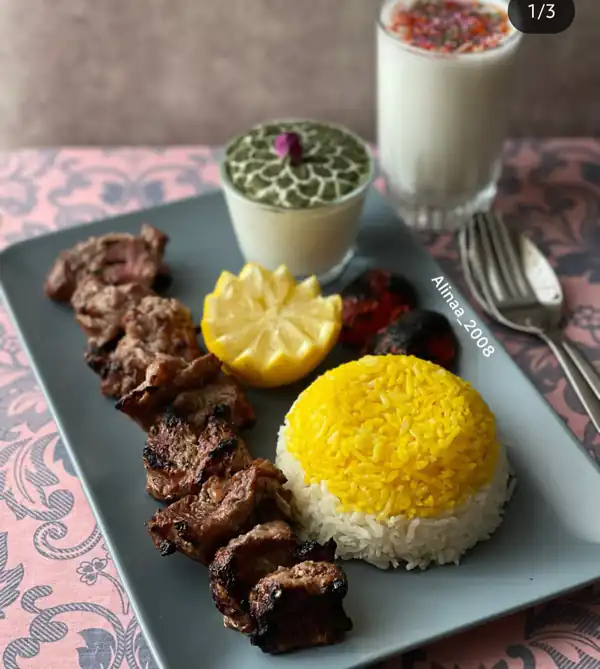 مدل تزیین غذا و سفره