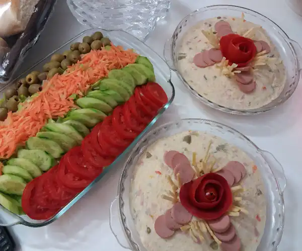 ایده های تزیین سالاد الویه