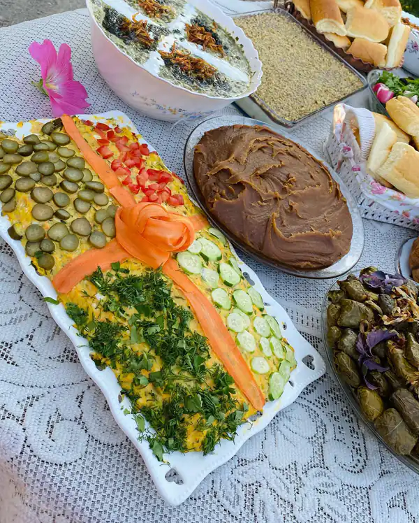 ایده های تزیین سالاد الویه