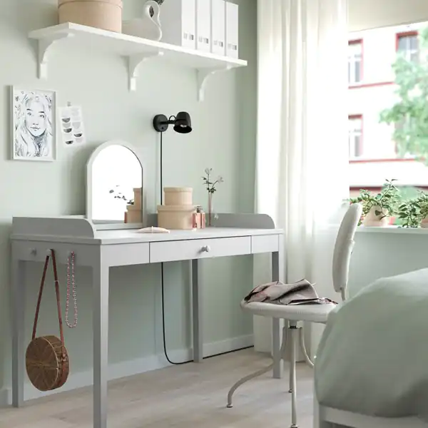 مدل میز آرایش چوبی دخترانه