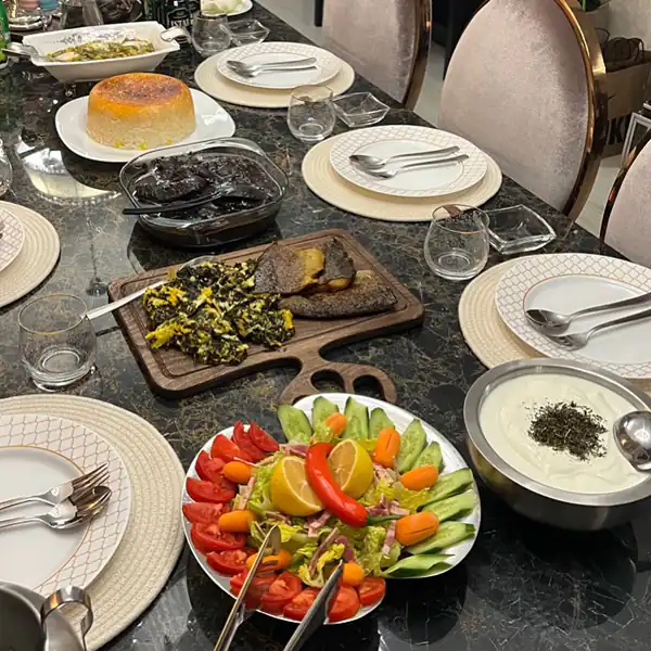 میز پذیرایی شام مهمان