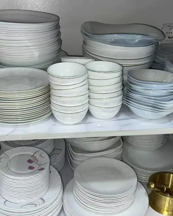 چیدمان داخل کابینت آشپزخانه ایرانی