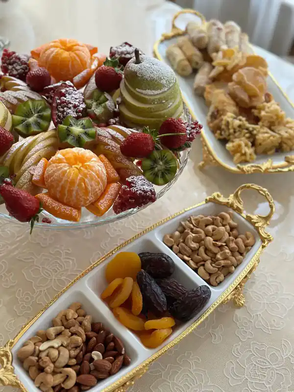 میز عصرانه مهمانی