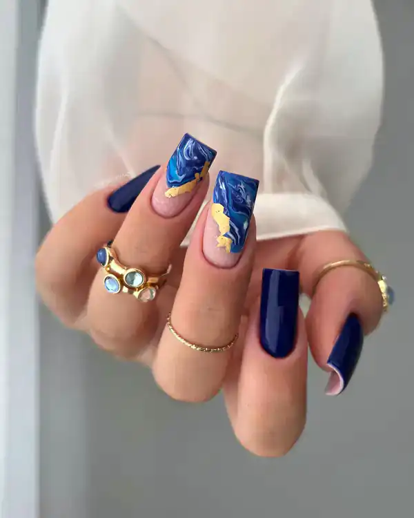 مدل ناخن آبی کاربنی