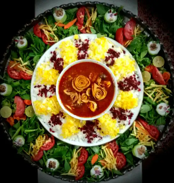 تزیین خورشت قیمه با برنج