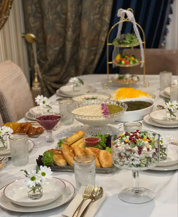 چیدن میز شام برای مهمان