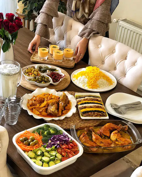 چیدن میز شام برای مهمان