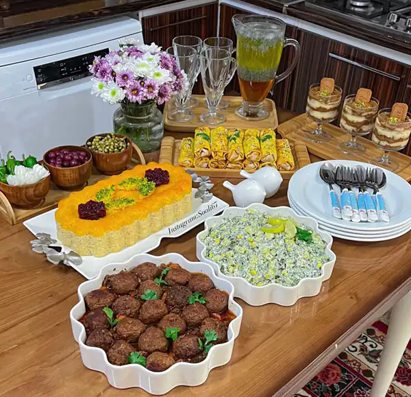چیدن میز شام مجلسی