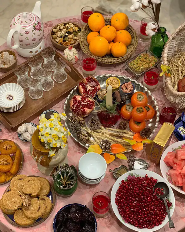 دیزاین شب یلدا ۱۴۰۴