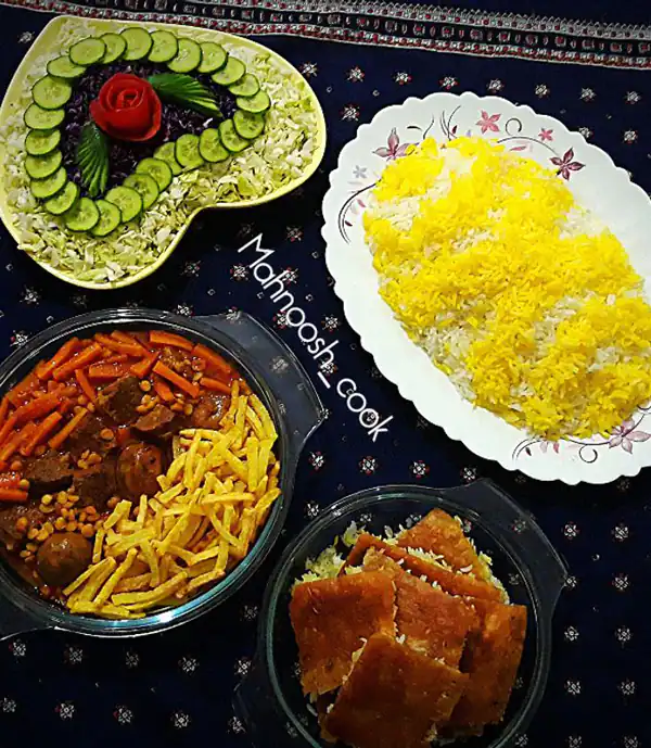 میز پذیرایی شام مهمانی