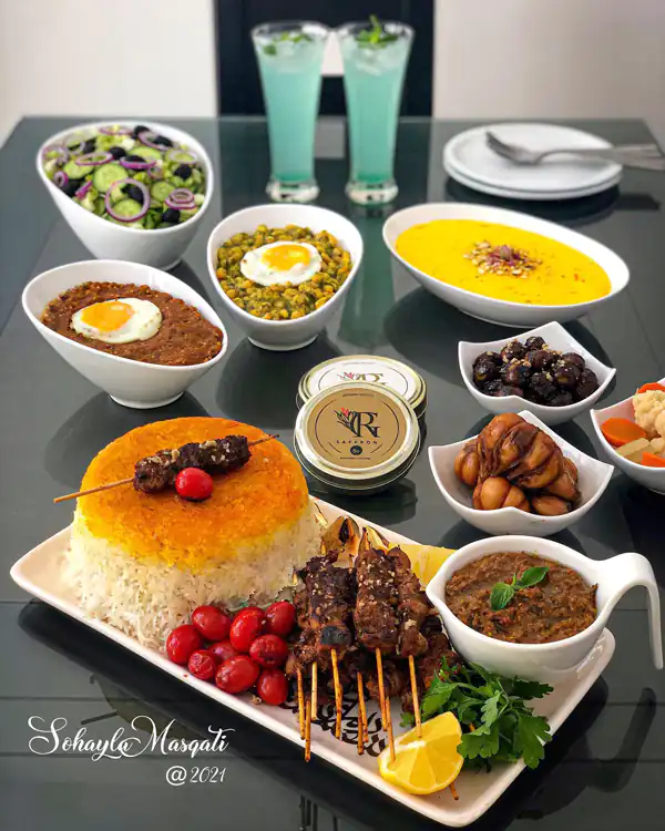 میز شام کباب و جوجه