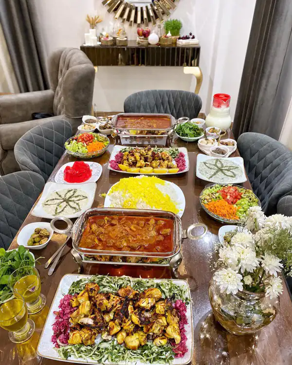 میز شام کباب و جوجه