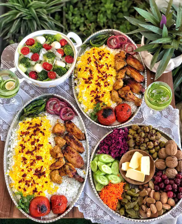 میز شام کباب و جوجه