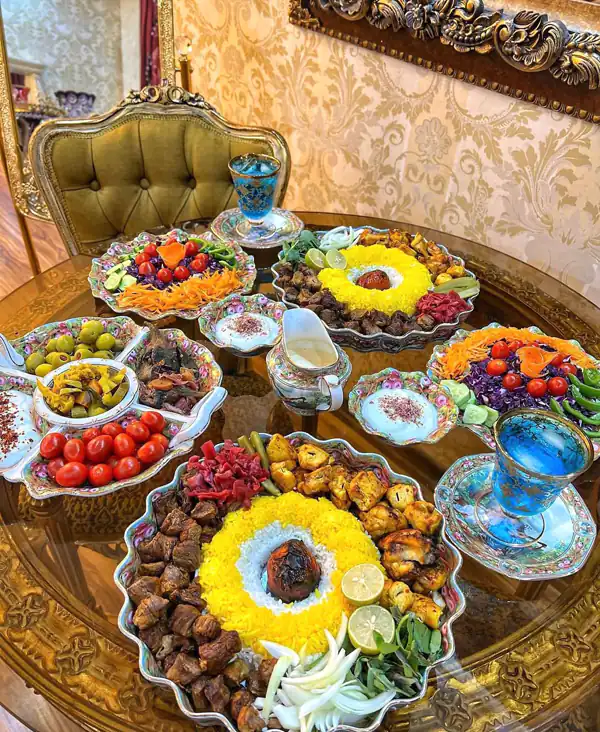 میز شام کباب و جوجه