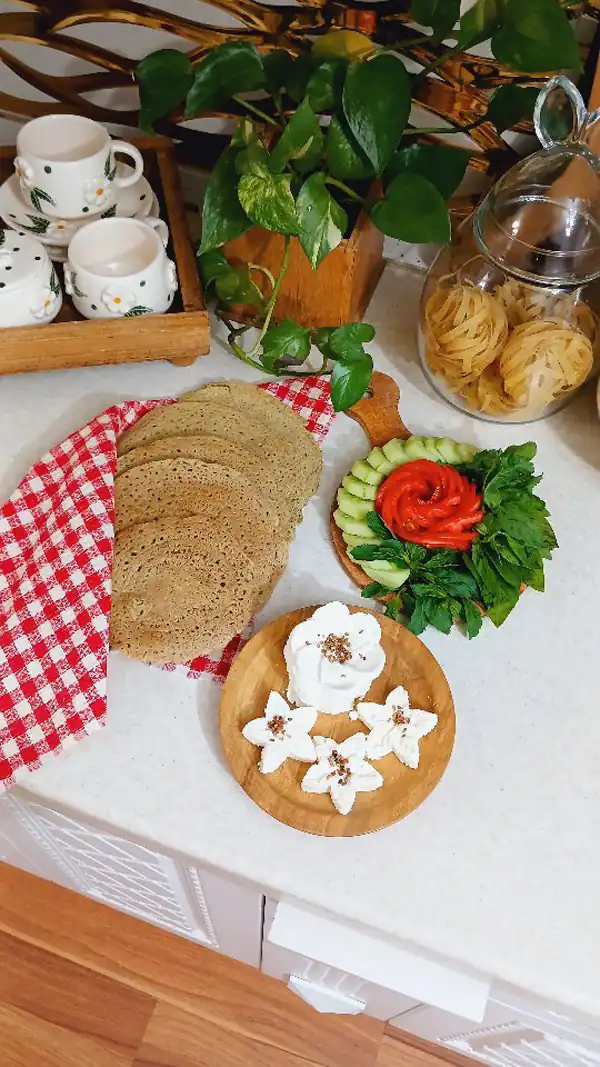 میز صبحانه ساده