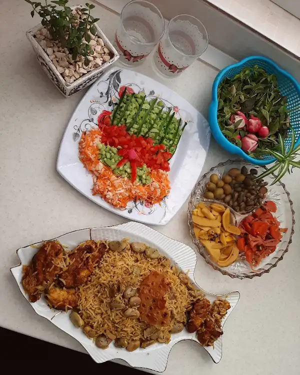 تزیین سالاد با خیار