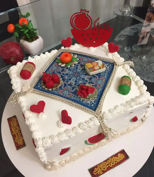 قشنگ ترین کیک شب یلدا