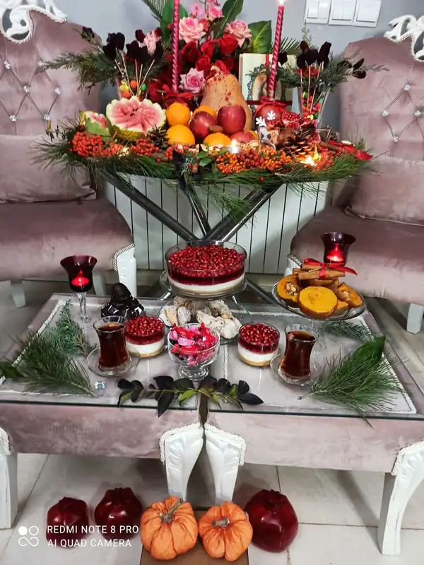 جدیدترین تزیین میز شب یلدا ۱۴۰۴