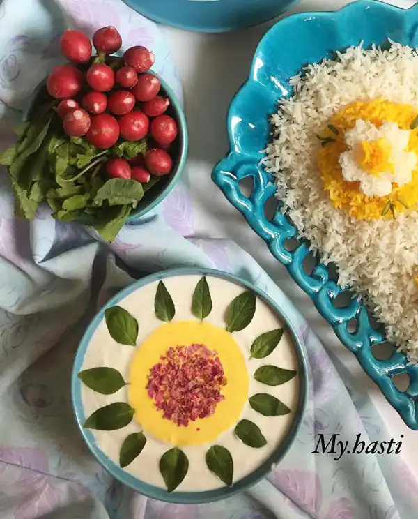 تزیین ماست و خیار برای مهمانی
