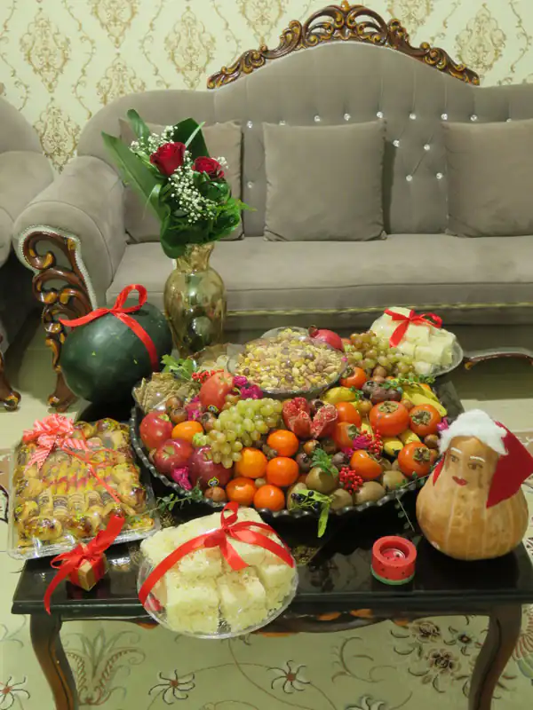 تزیین میوه شب یلدا ۱۴۰۴