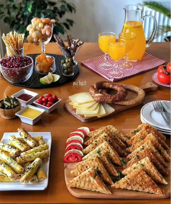 میز عصرانه زمستانی