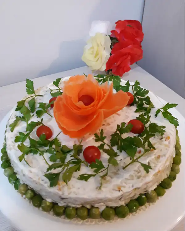 تزیین کیک مرغ گرد