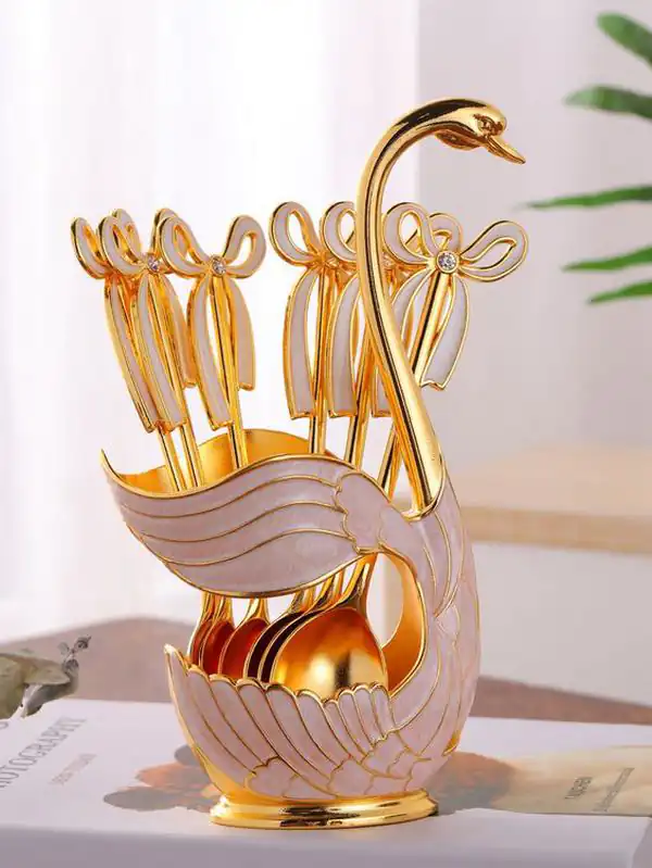 وسایل تزیینی آشپزخانه ساده