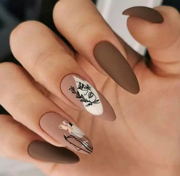 مدل ناخن طرح دار زنانه