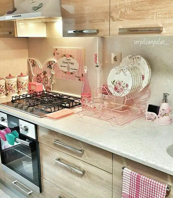 برای تزیین روی کابینت