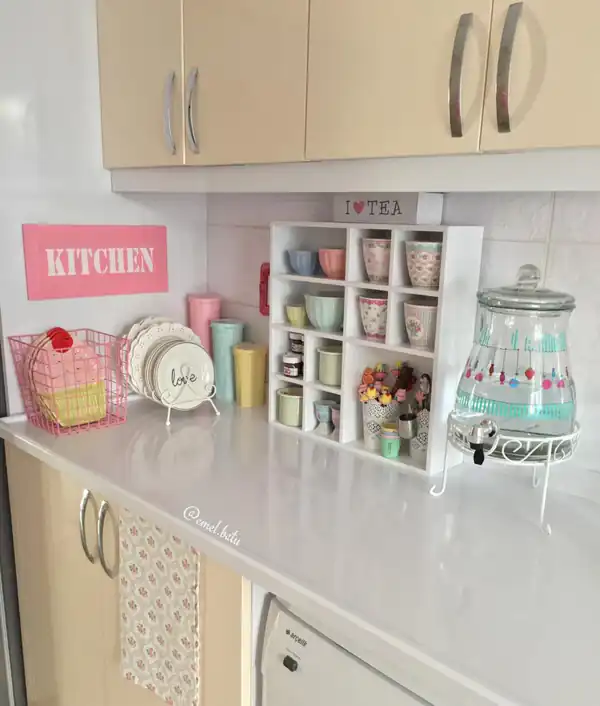 برای تزیین روی کابینت
