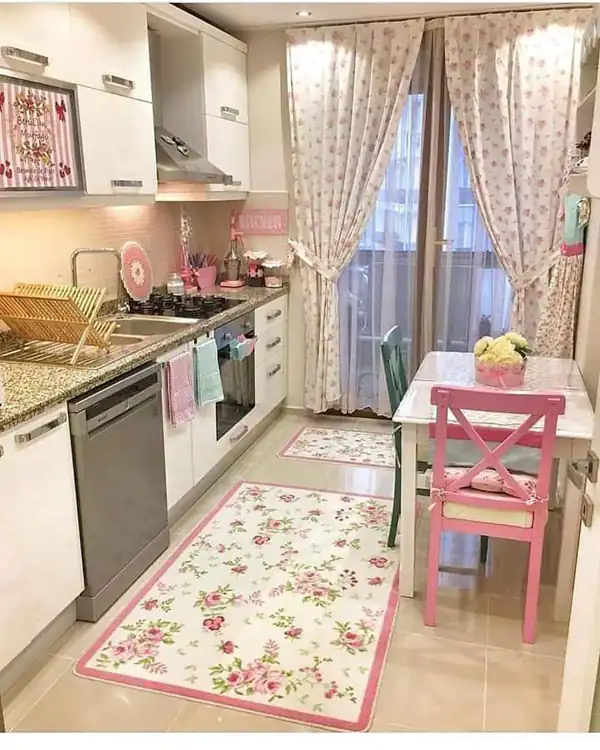 چیدمان آشپزخانه عروس با وسایل شیک