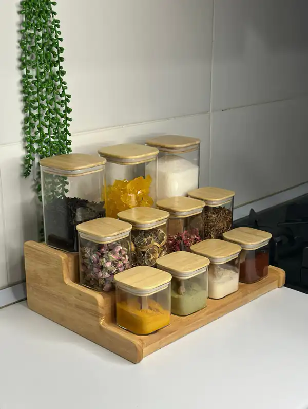 چیدمان استند کنار گاز