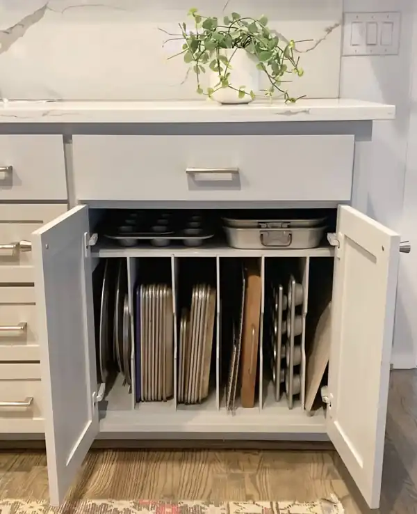 ایده چیدمان داخل کابینت ظروف