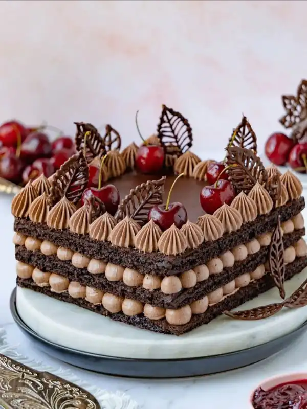 ایده تزیین کیک اسفنجی