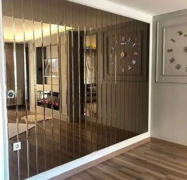 مدل آینه دیواری دکوراتیو ساده