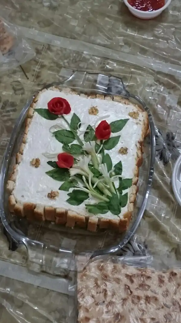 تزیین کیک مرغ مربعی