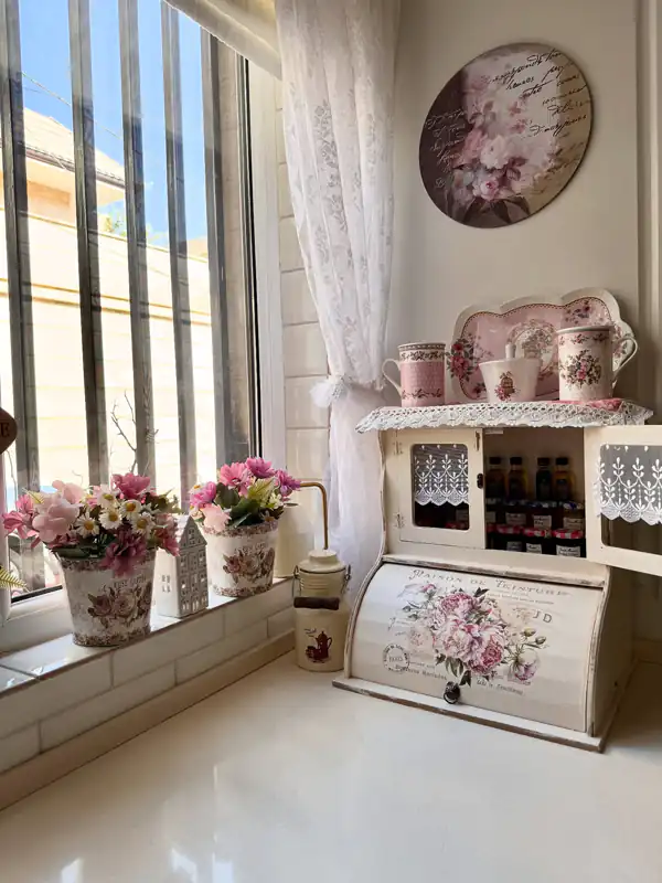 تزیین روی کابینت برای جهیزیه