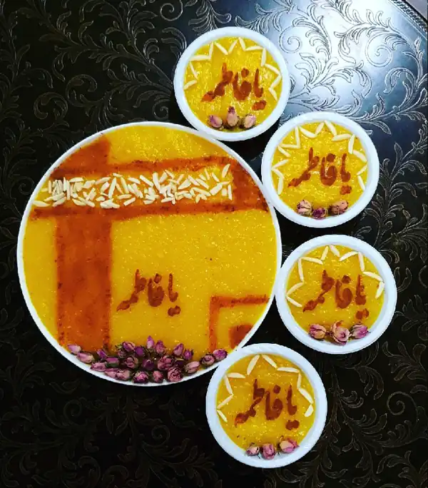 تزیین شله زرد با دارچین
