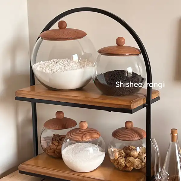 بانکه شیشه ای