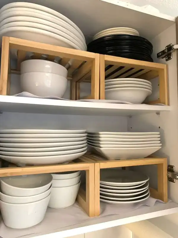 چیدمان داخل کابینت شیک