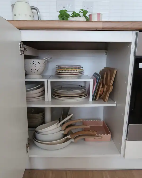 ایده چیدمان داخل کابینت جدید