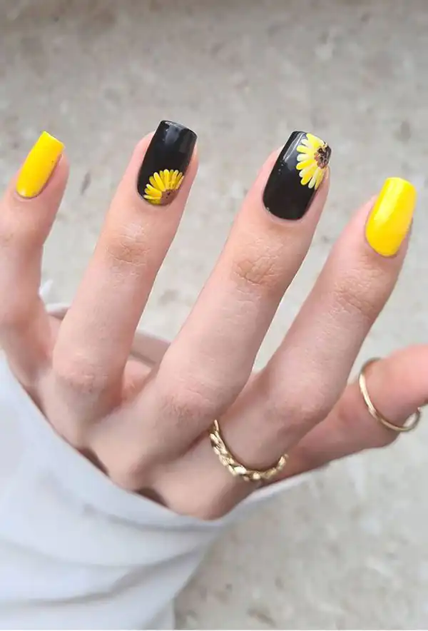 طرح ناخن شیک و باکلاس تابستانی