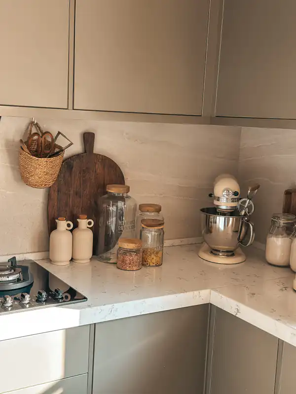 زیباترین چیدمان آشپزخانه عروس