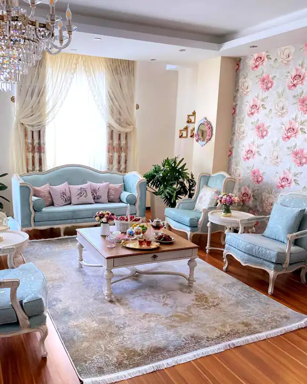 چیدمان مبل هفت نفره در فضای کوچک