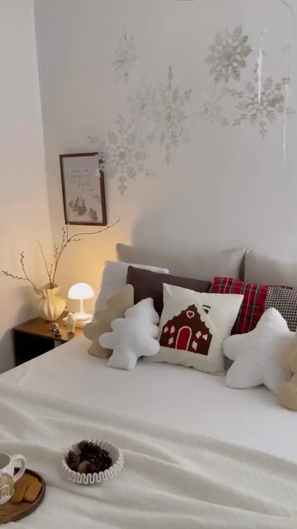 چیدمان اتاق ساده و شیک