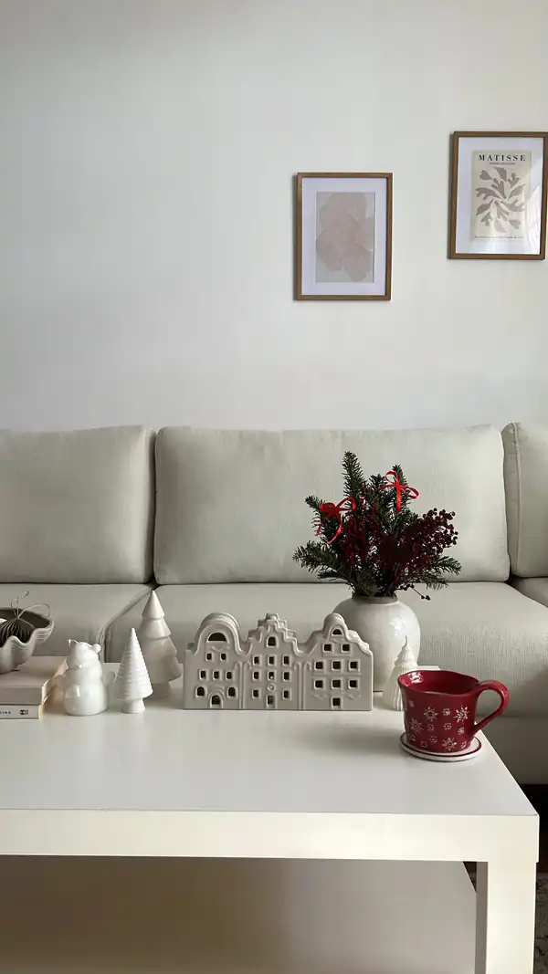 ایده برای چیدمان روی میز جلو مبلی