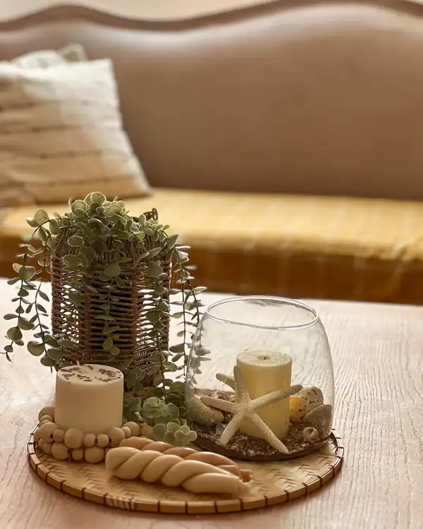 ایده چیدمان میز جلو مبلی