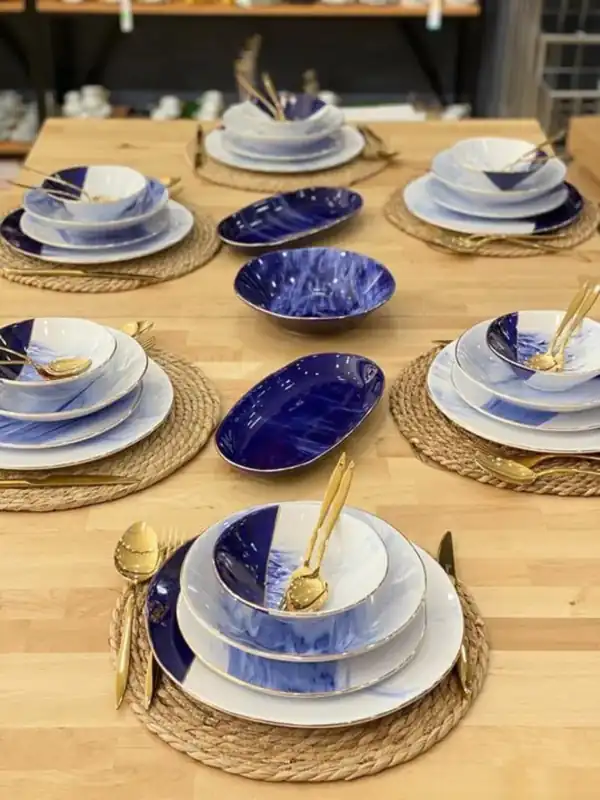 جدیدترین سرویس غذاخوری