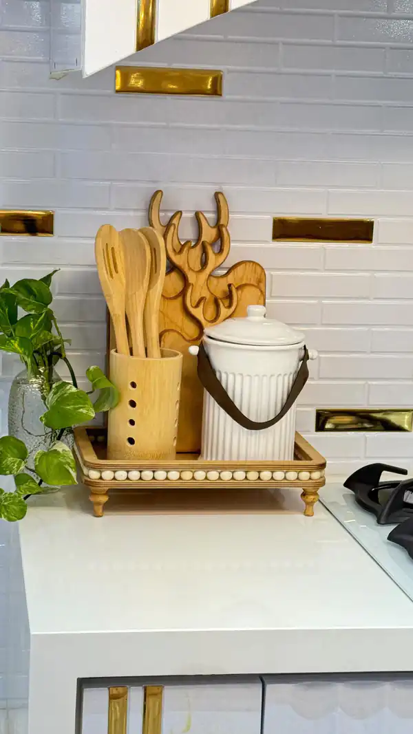 وسایل آشپزخانه چوبی برای روی کابینت