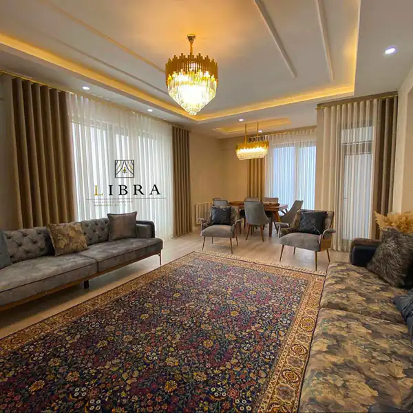 چیدمان مبل برای پذیرایی مستطیل شکل